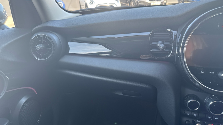 MINI Hatchback 1.5 Cooper Classic II 5dr Auto Petrol Hatchback